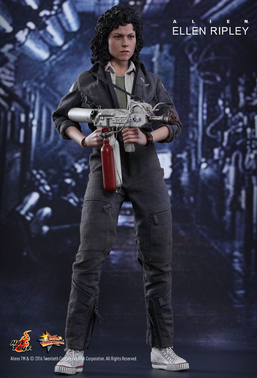 Hot Toys MMS366 ALIEN - ELLEN RIPLEY