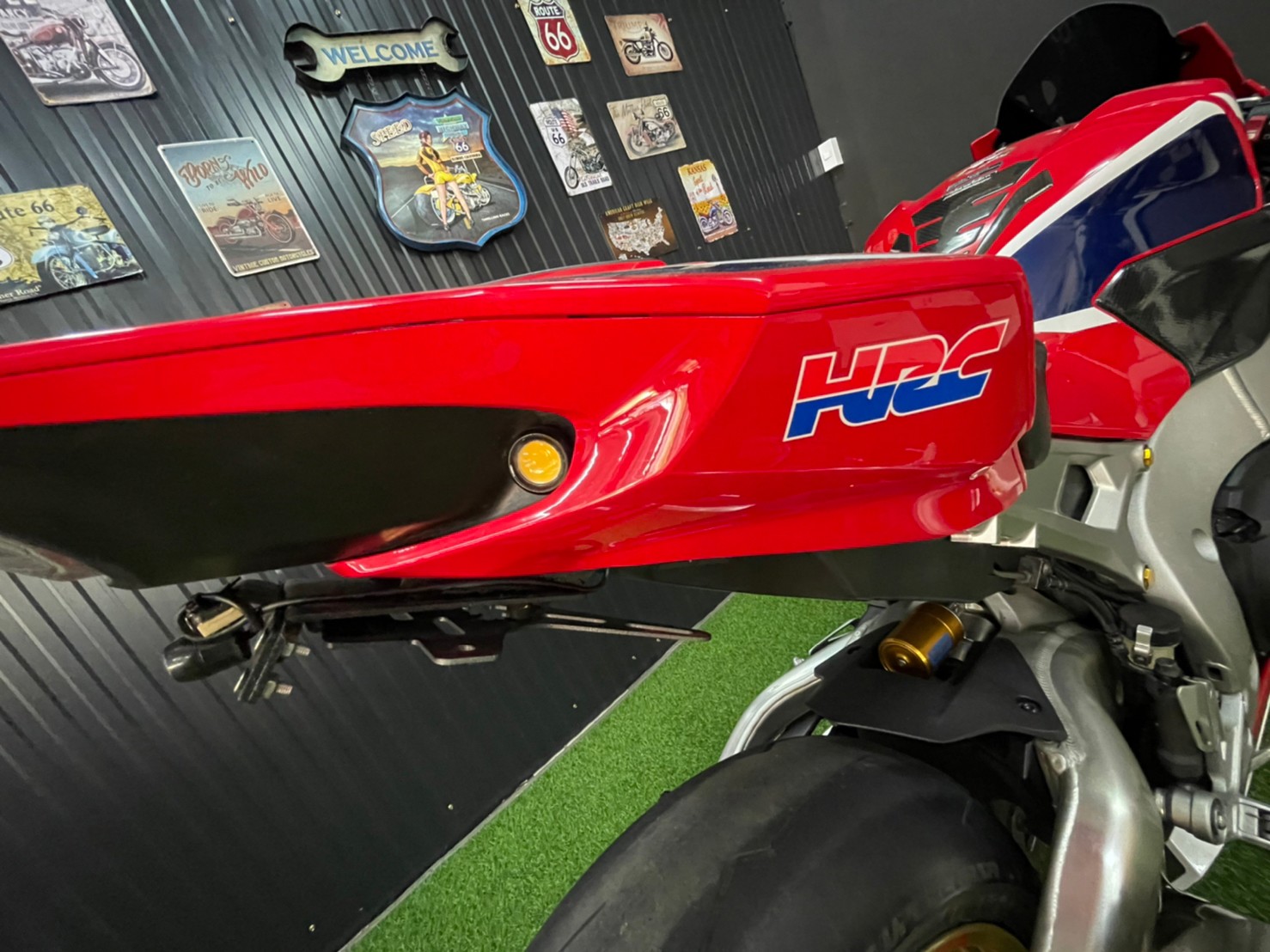 🤫 ที่สุดของบิ๊กไบท์สายพันธุ์ซุปเปอร์สปอร์ต #CBR1000rr SP จดทะเบียนปี 2018