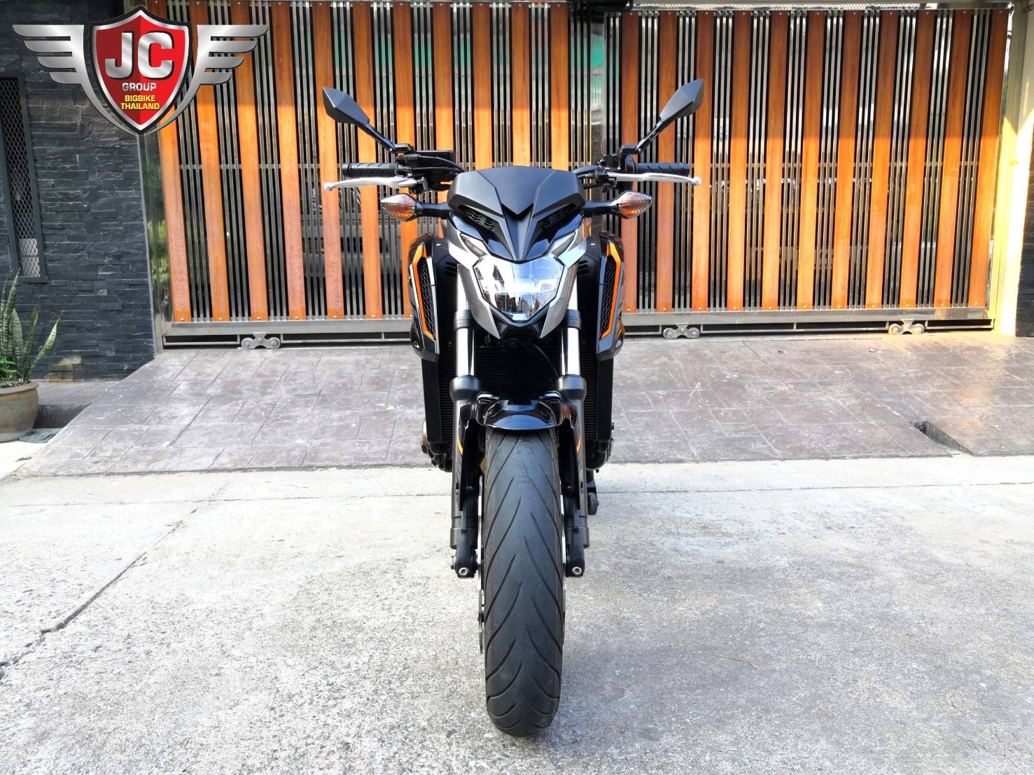 CB650 F โฉม Led จดทะเบียนปี 2017 สภาพสวยเด็ด