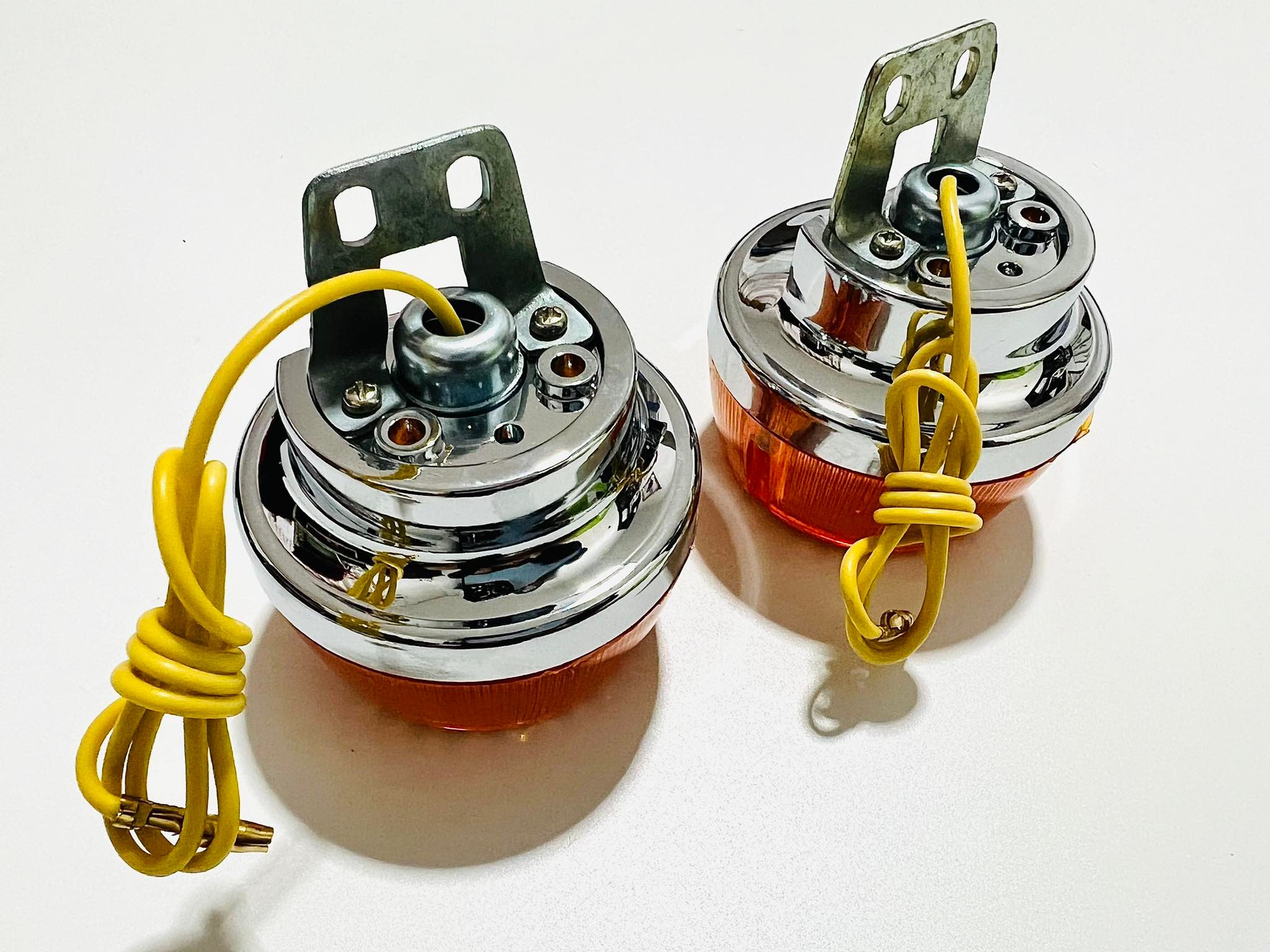 ไฟเลี้ยวหน้าfr80 แบบกลม 1 คู่ บ13-14