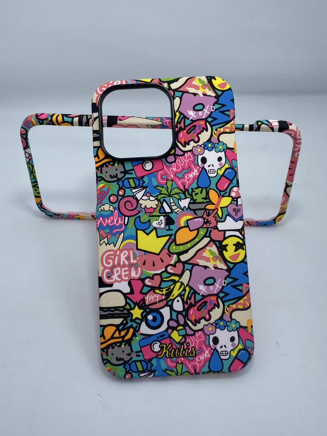 เคสคูทิส(Kutis)เคสไอโฟน15PROMAX(ลายStreet)มาใหม่ เคสประกบหน้า-หลัง เคสเรืองแสง เคสลายวินเทจ ร้านSuperhero Klongthom