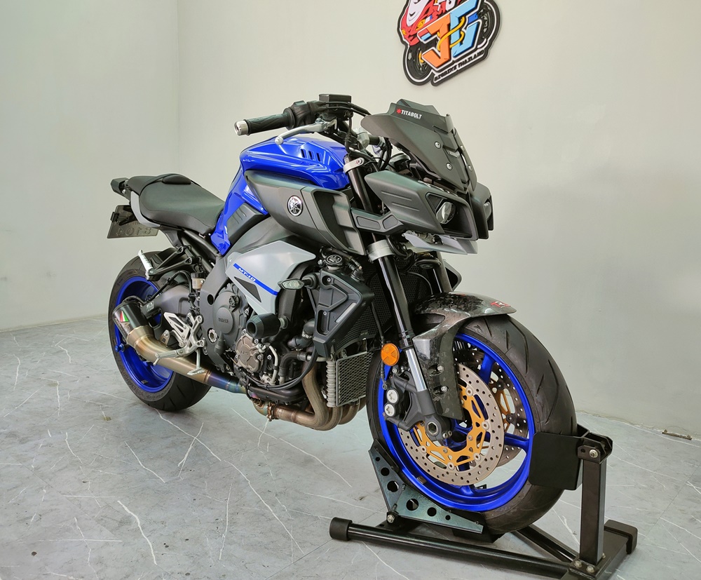 Naked รุ่นใหญ่ขวัญใจสาย torque 💢 YAMAHA MT10 เครื่องเดียวกับ R1 รถจดปี 2020 มาพร้อมโปรโมชั่นโดนๆ....มาแต่ตัวกับหัวใจ 😘