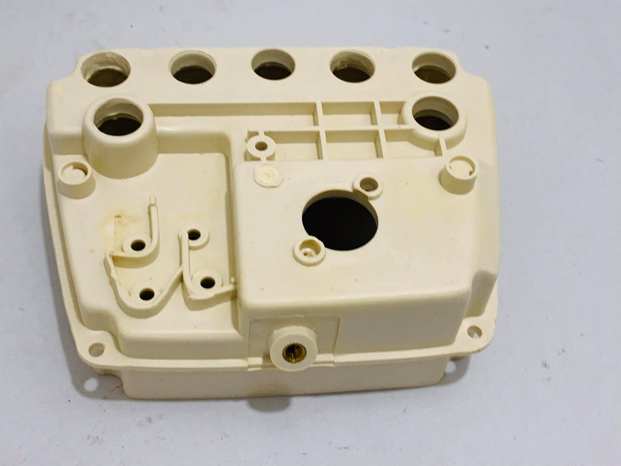 ครอบเรือนไมล์ ดรีมคุรุสภา ตัวกลาง สีขาว