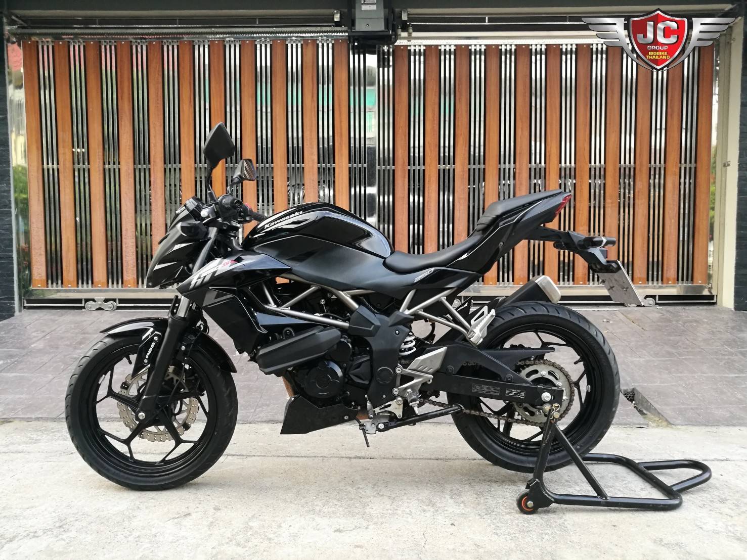 Z-250SLรถบ้านแท้มือเดียว ไมล์น้อยหมื่นกว่าโลแท้ เครื่องดี แน่น ไม่แกะ