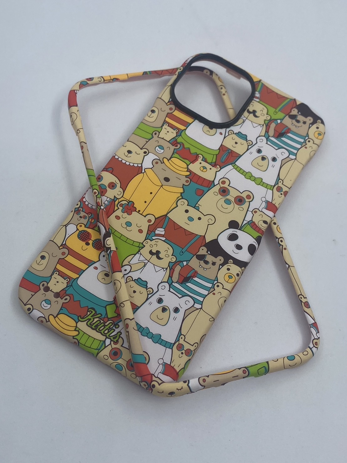 เคสคูทิส(Kutis)เคสไอโฟน14G(ลายหมีหมู่)มาใหม่ เคสประกบหน้า-หลัง เคสเรืองแสง เคสลายวินเทจ ร้านSuperhero Klongthom