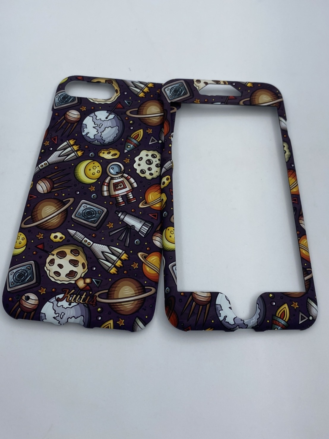 เคสคูทิส(Kutis)เคสไอโฟน7พลัส,8พลัส(ลายรวมดาวอวกาศ)มาใหม่ เคสประกบหน้า-หลัง เคสเรืองแสง เคสลายวินเทจ ร้านSuperhero Klongthom