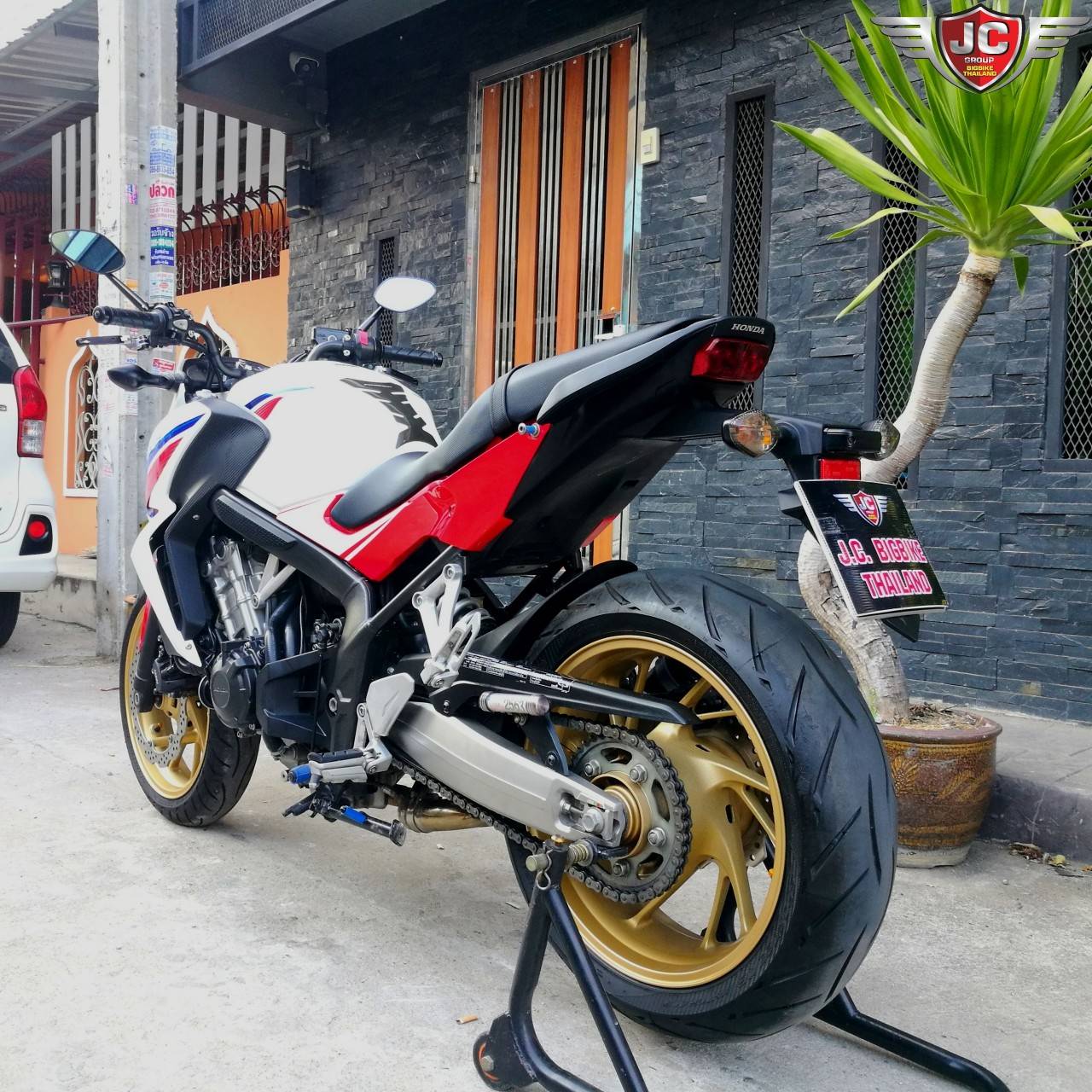 "นางฟ้าของปี"ไมล์แท้2หมื่นกิโล เครื่องโคตรเป๊ะ สีโคตรปัง