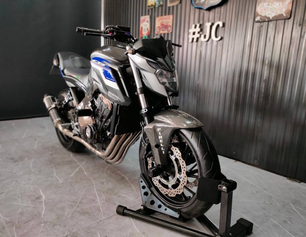 💥Honda CB650F ปี 2018 รถสีเทา warp สีเทา-น้ำเงิน 💥 แต่งครบทั้งคัน มีควิกชิฟเตะมันๆ ลั่นทุกเกียร์ 🏍💨