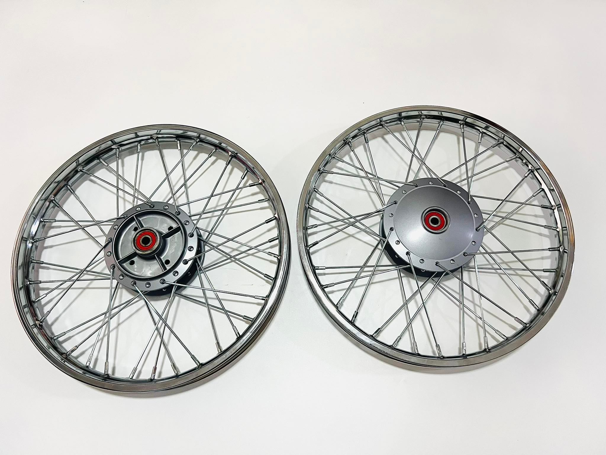 วงล้อ+ขึ้นซี่ดรีมc100n ล้อหน้าและล้อหลัง ครบชุด รอ