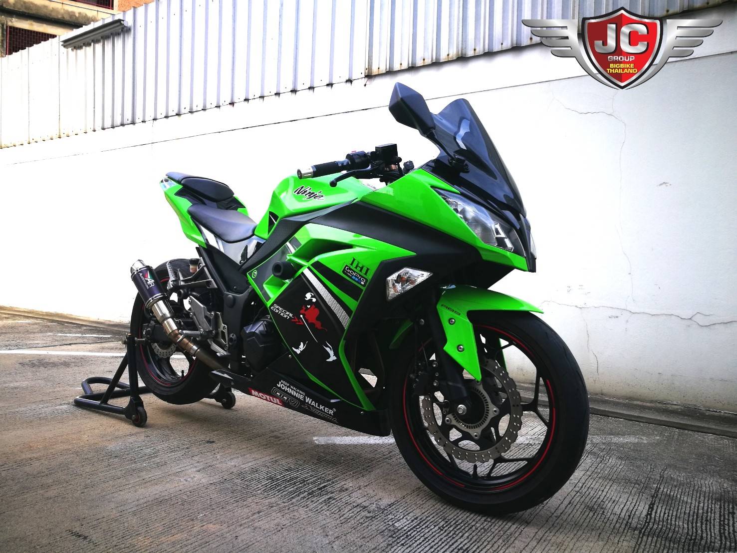 รถสวยใสแบบนี่นานๆทีเข้ามาไมล์วิ่ง 6,xxx โล