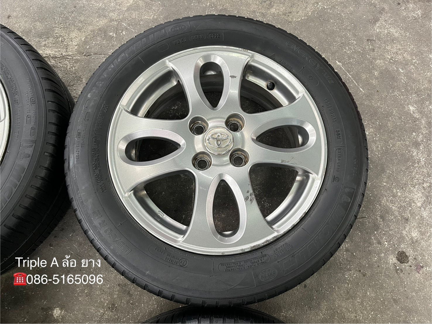 ✨ล้อแม็ก 4รู100✨Toyota Vios รุ่นพิเศษ ขอบ 15 สีเทา พร้อมยาง 185-60-15 Michelin ปี 22