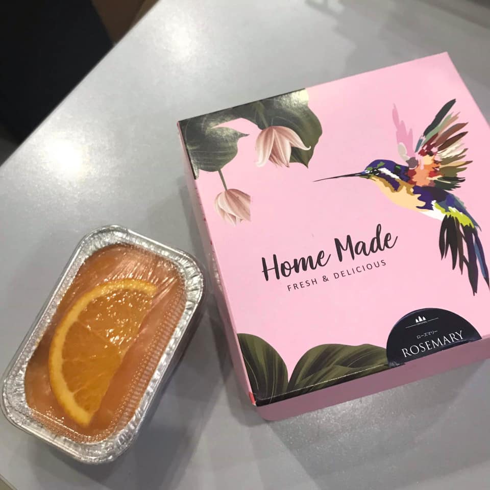 🍊 เค้กส้มแมนดาริน🍊 (แบบใส่กล่องฟรอย์) Mandarine Orange Cake (ราคาต่อชิ้น)
