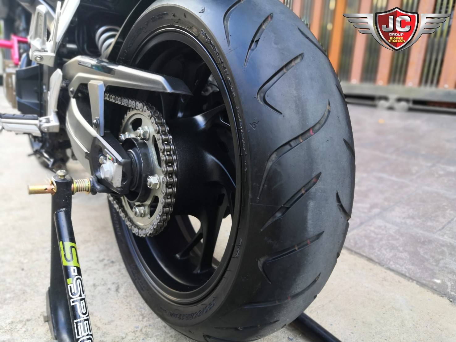 #CB650F รถกลางปี 2018 ไมล์แท้ 5,xxx KM. แต่งสวยพร้อมขี่หล่อกันเลย