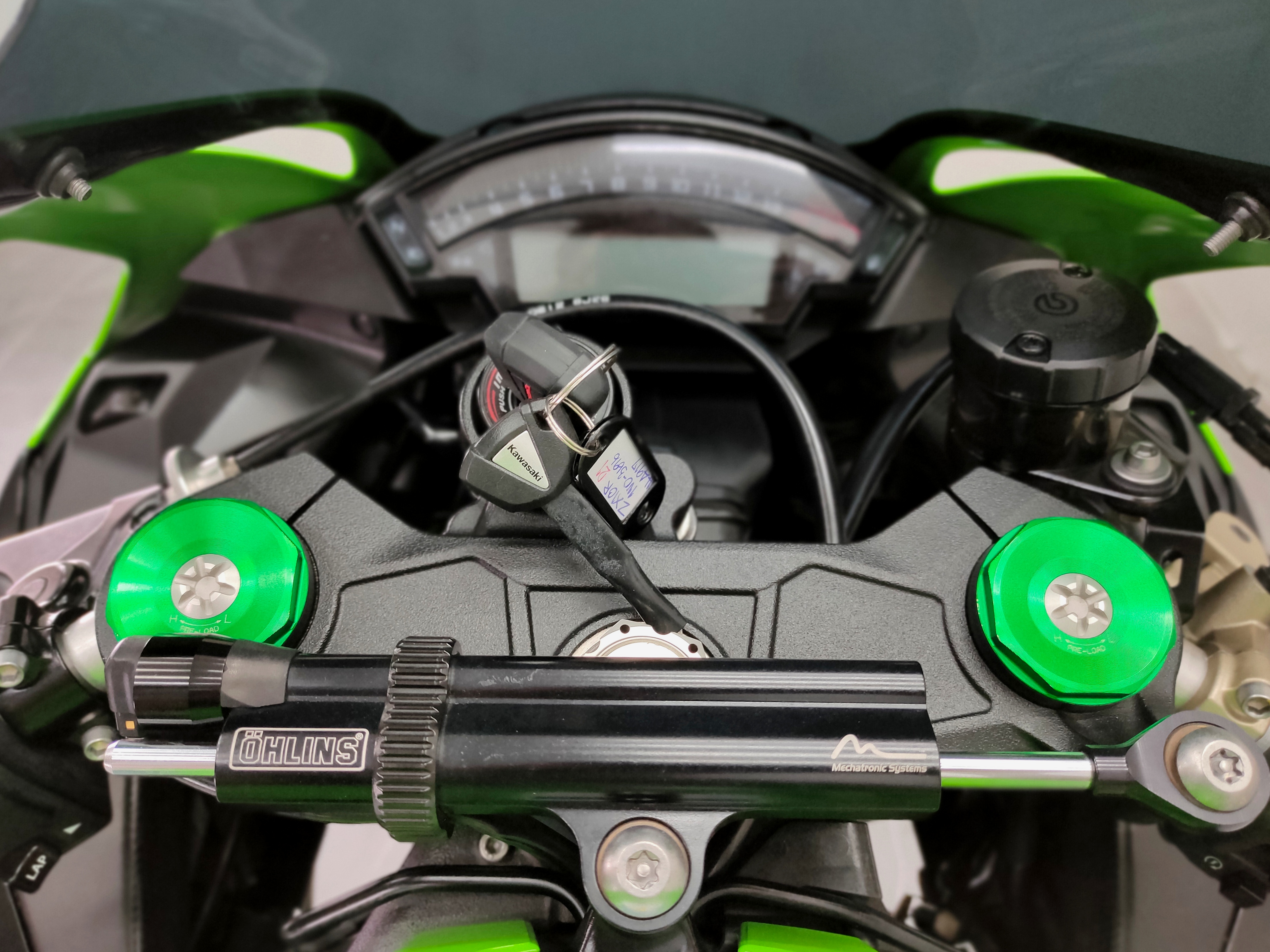 😎 ฝา แดง ดิ ว่ะ ⁉️ KAWASAKI Zx10r 💢ฝาแดง💢 จดปี 2020 โมเดล18 "มือเดียวออกห้าง" พร้อมหล่อ