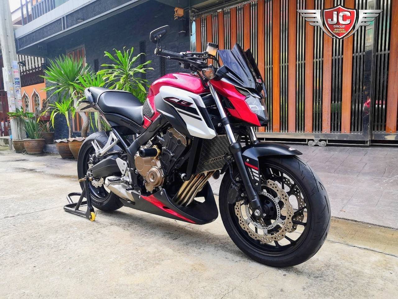 😉 #CB650F LED รถปี 2018 ไมล์แท้ 9,xxxKM. แต่งแน่นๆยางเต็มๆ สีเดิมไร้อุบัติเหตุ