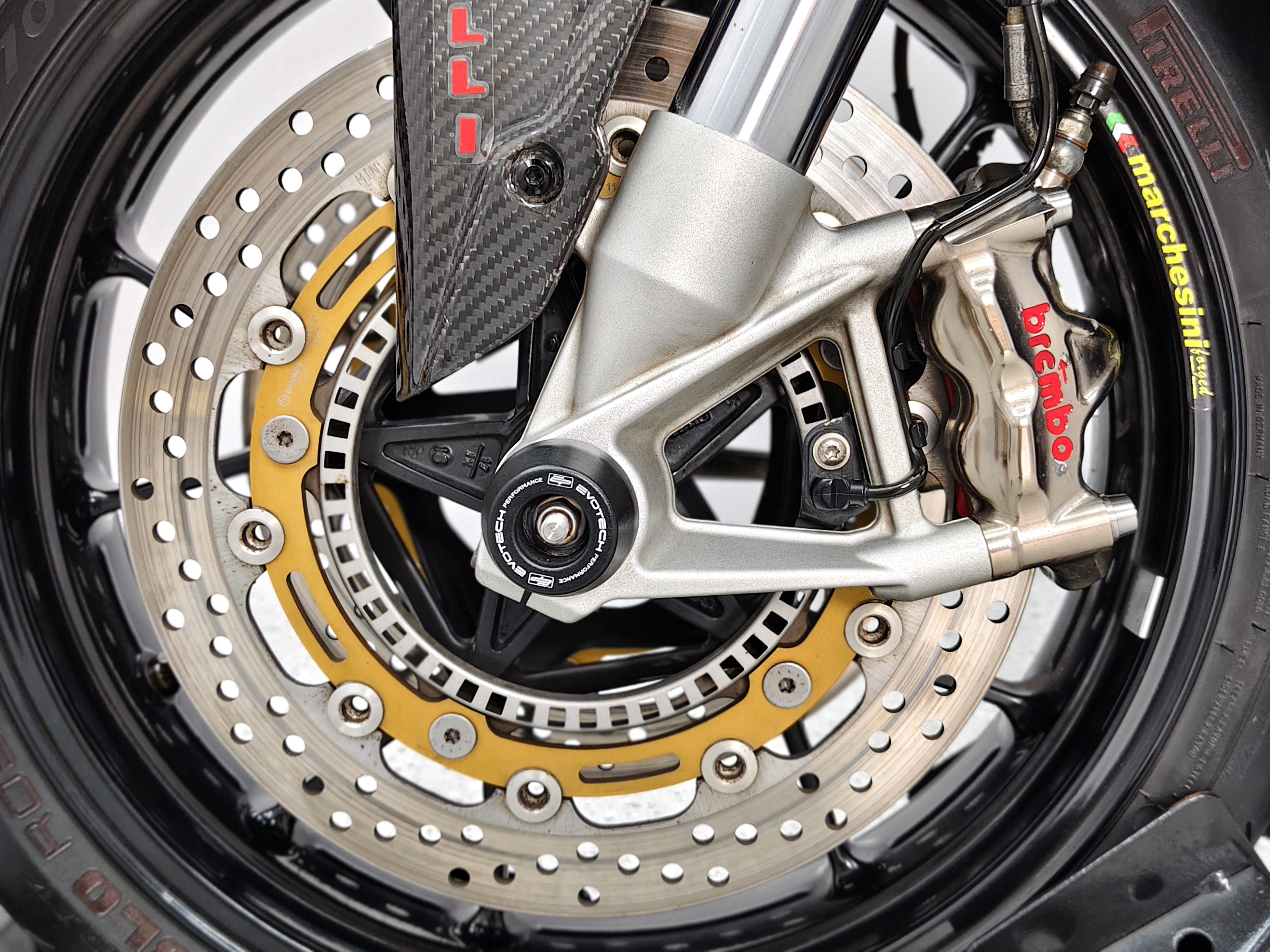 🦈 ฉลามบุก....ชุดแต่ง Full Carbon‼️ BMW S1000RR abs PRO กลางปี 2017 สุดจัดในย่านนี้ 💥 Serviceใหญ่แล้ว