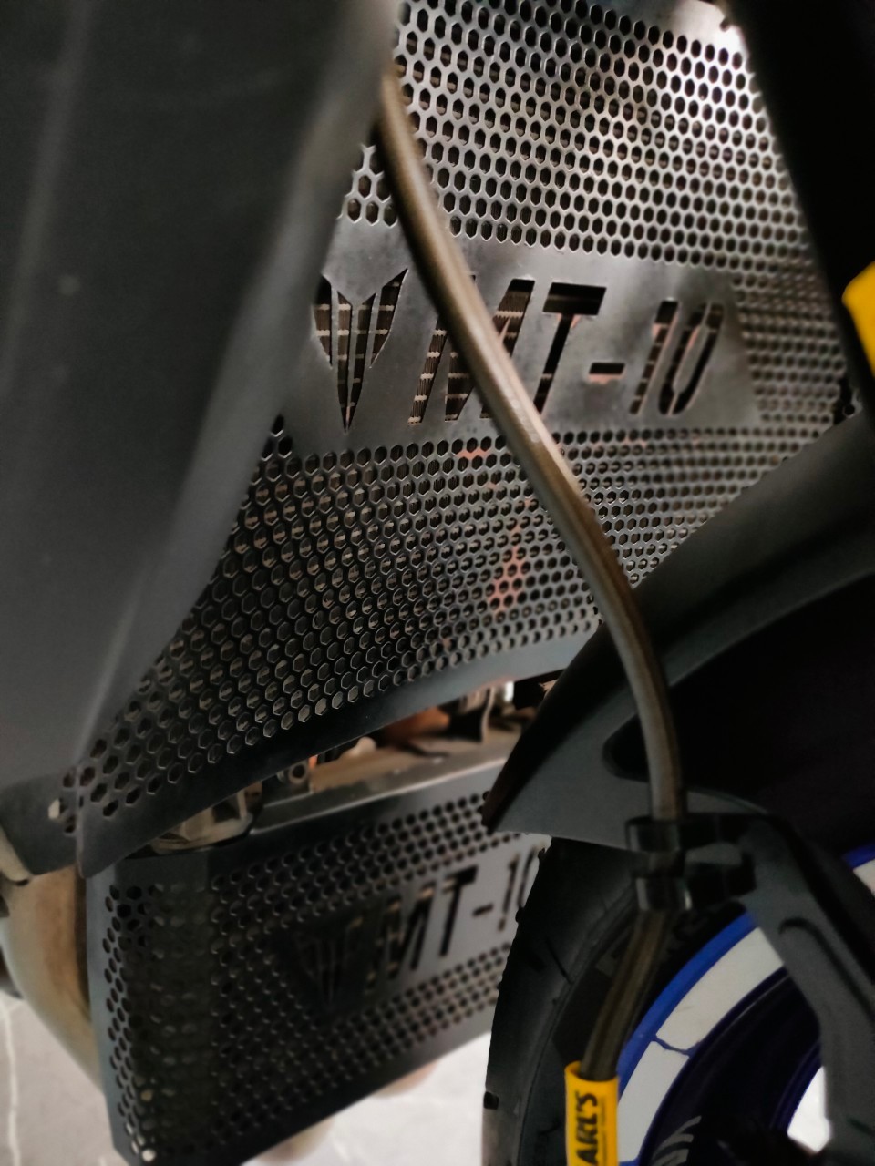 ถูกสุดในประเทศไทย‼️ กับพี่ใหญ่สายToque . . .YAMAHA MT-10 จดปี17 รถเกรดดี_มีดีที่ราคา พร้อมโปร (ดาวน์30%) ออกรถ 900 ไม่ค้ำ ⁉️