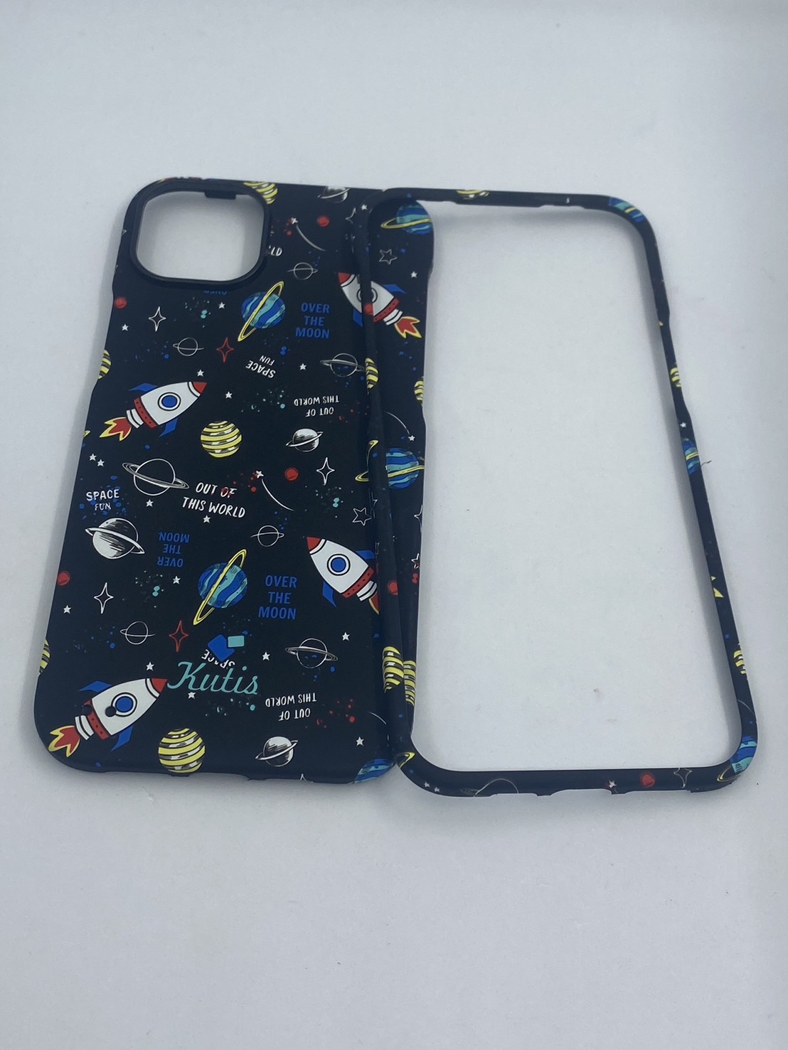 เคสคูทิส(Kutis)เคสไอโฟน14พลัส(ลายอวกาศNEW)มาใหม่ เคสประกบหน้า-หลัง เคสเรืองแสง เคสลายวินเทจ ร้านSuperhero Klongthom