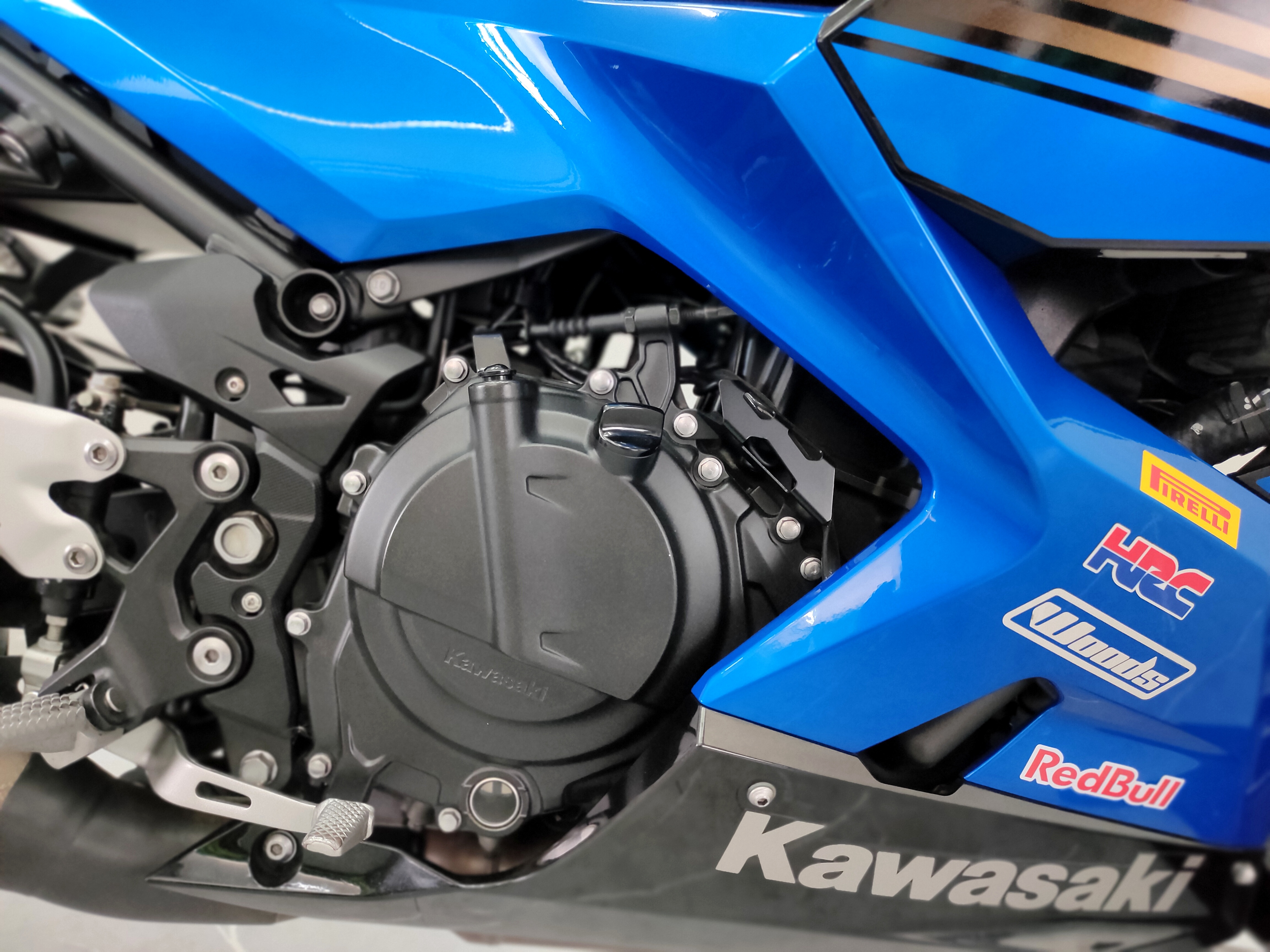 ทรงแบบนี้บอกเลยเบาะซ้อนไม่มีแห้ง 😬 KAWASAKI NINJA400 abs จดกลางปี 19 "ขี่หล่อได้เลย"