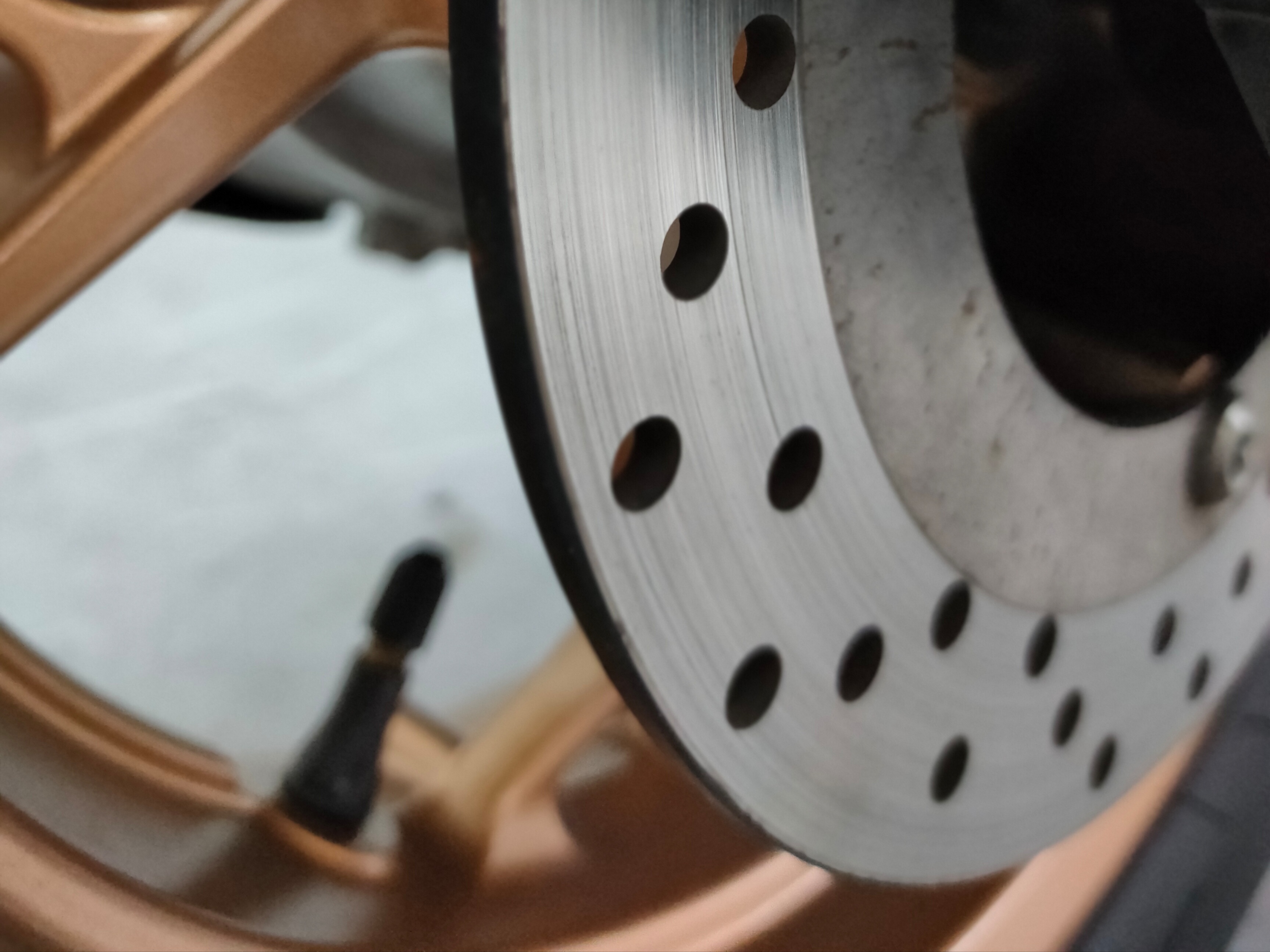 💸 เขียวเหนี่ยวทรัพย์ 💸 All New XMAX300 จดปลายปี2023 ไมล์แท้ 1️⃣พันโล "จัดทรงพร้อมร่อน"