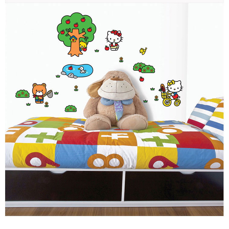 KS-58358 Wall Sticker สติ๊กเกอร์คิตตี้แค้มปิ้ง HELLO KITTY camping ขนาด 50x70 cm
