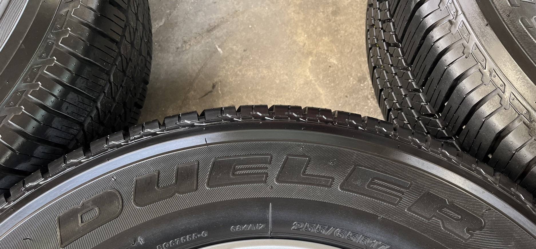 ✨ยางป้ายแดง✨255-65-17 Bridgestone♨️ปี 24♨️🚘เหมาะสำหรับ รถกระบะตัวสูง และ SUV ทุกรุ่น