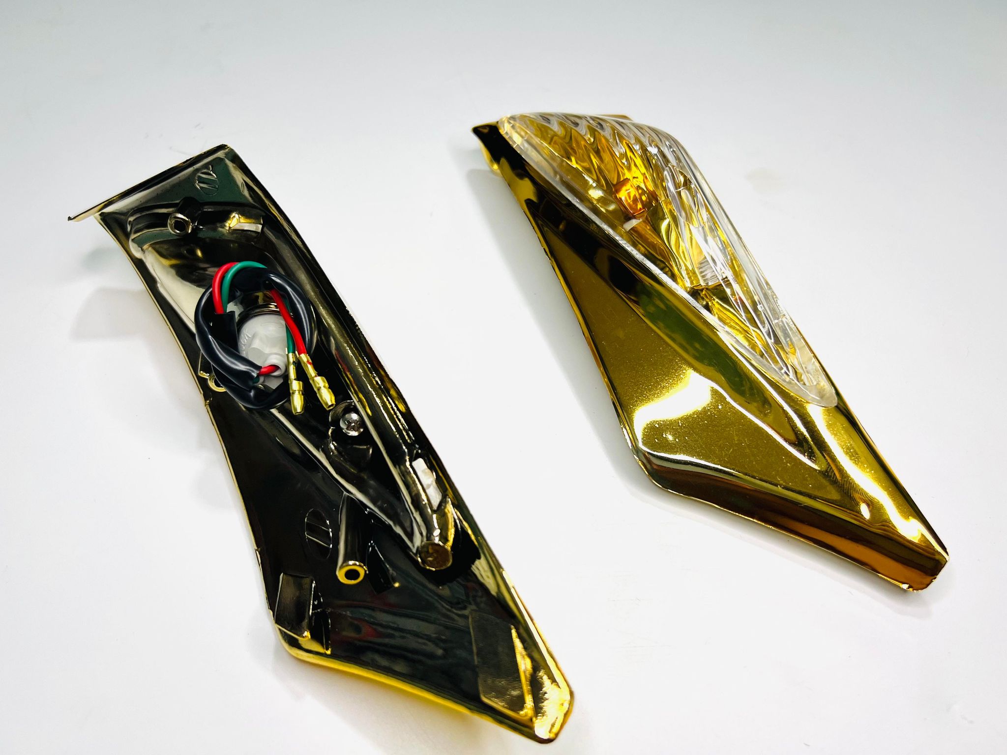 ไฟเลี้ยวหน้าคลิก click อโนไดซ์ สีทอง บ16-บ17