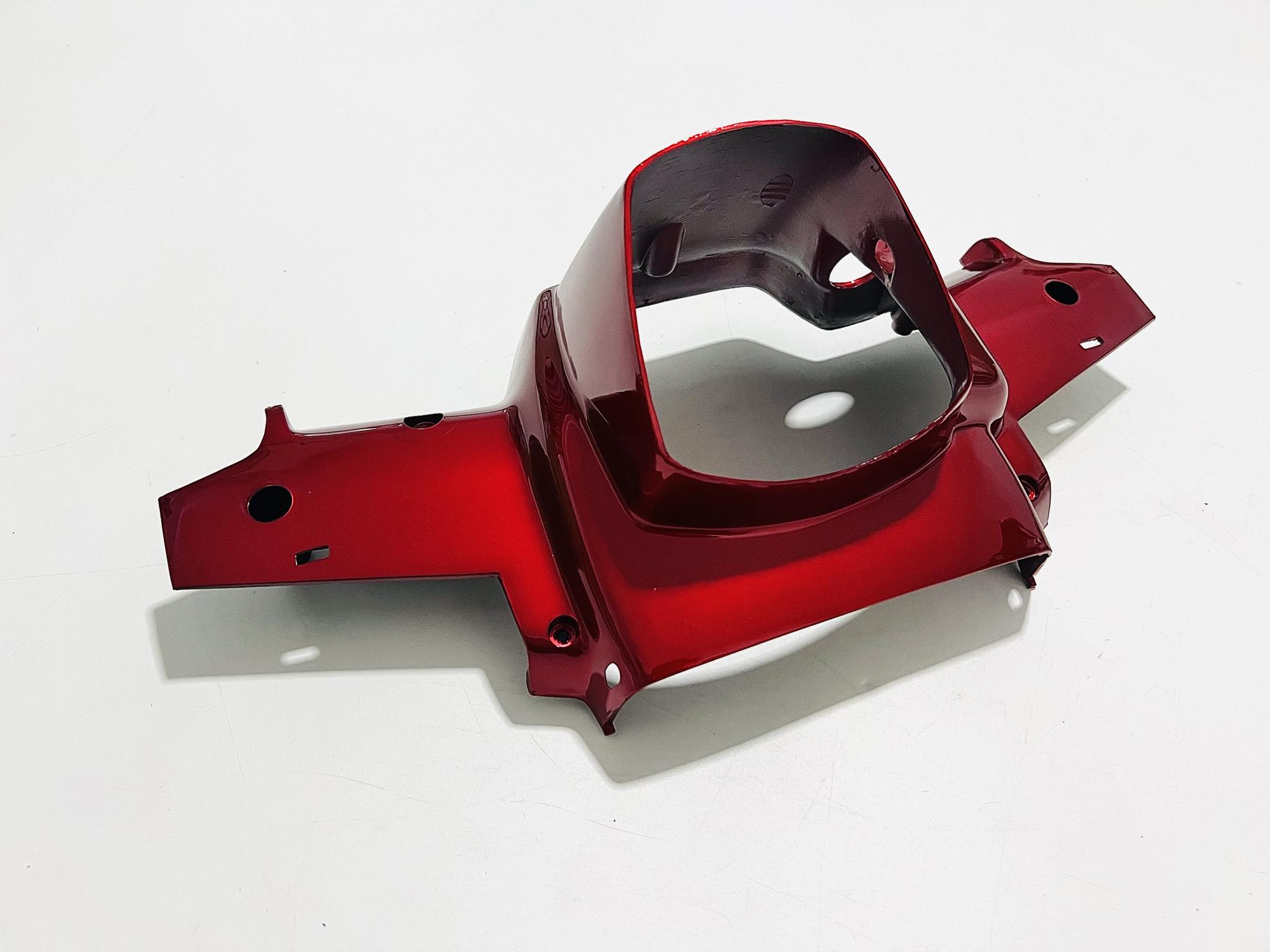 หน้ากากล่างดรีมคุรุสภา สีดำ สีแดง สีขาว สีน้ำเงิน สีมังคุด ระบุสีในข้อความ C