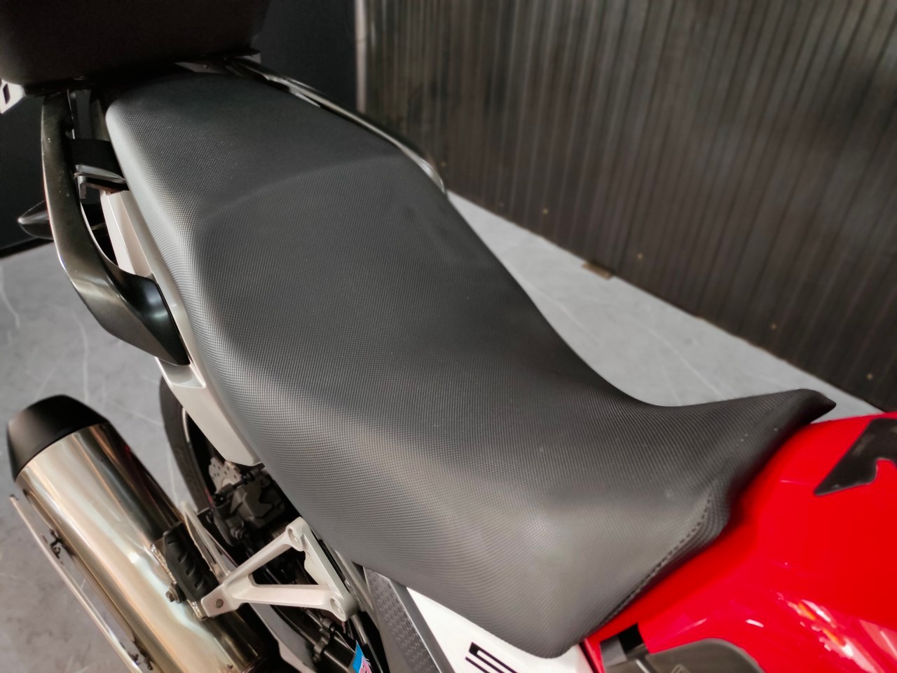 ⭐ 20% จ่ายจบ ⭕ บาท⁉️ ก็ว้าวุ่นกันเลยทีนี้...กับเจ้า HONDA CB500X "รถสวยมือเดียว" ปลายปี 2016 แท้
