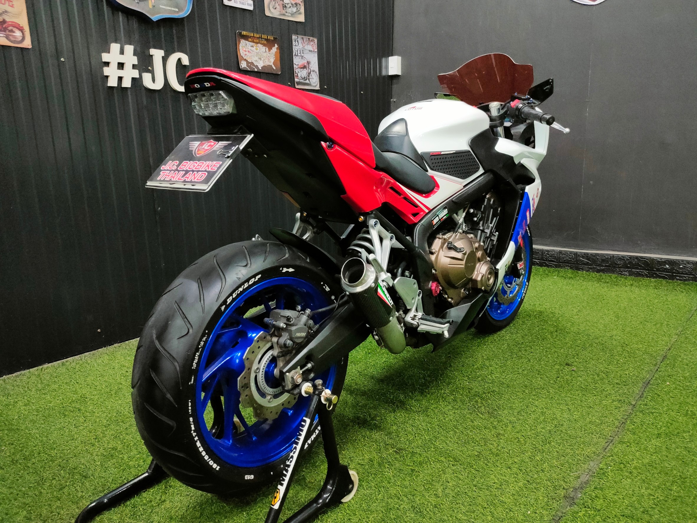 😍 โอ้วบร๊ะเจ้า...รุ่นนี้-สีนี้ ก็มีด้วย⁉️ HONDA CBR650F Tri-colour รถปี 2017 มาพร้อมโปรแรงซ์ M150‼️