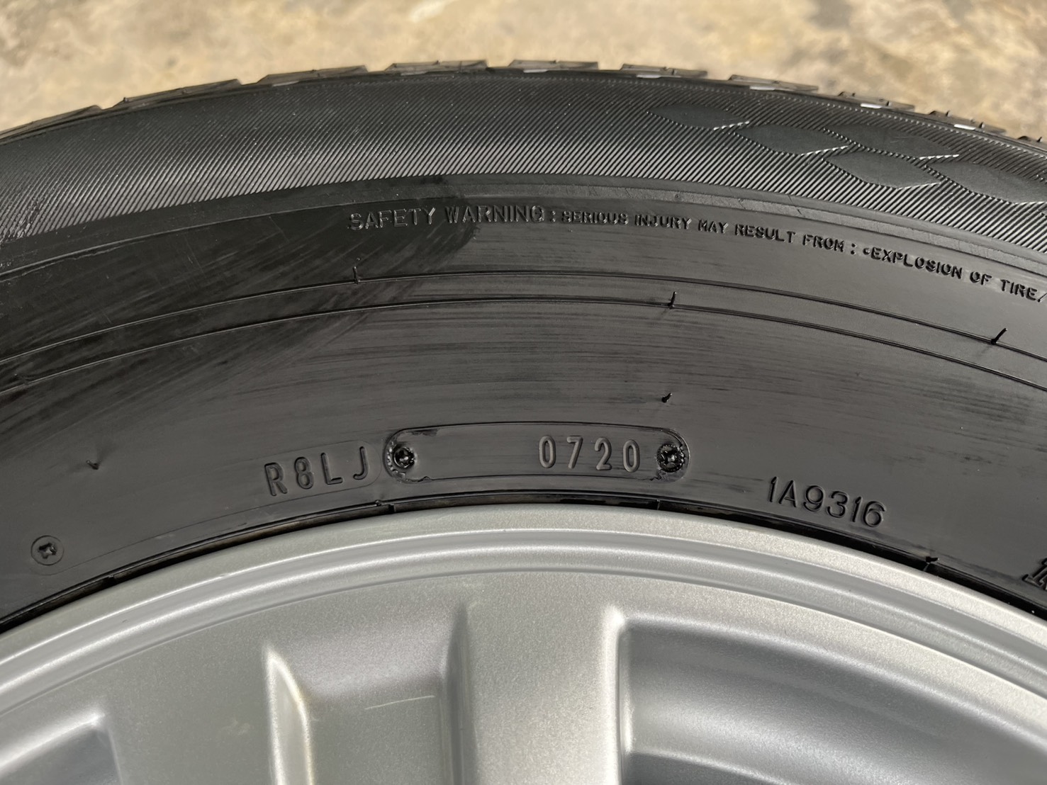 ✨ล้อแม็ก 6รู139✨Mitsu Pajero ขอบ 16 แถมยาง 265-70-16 Dunlop ปี 20