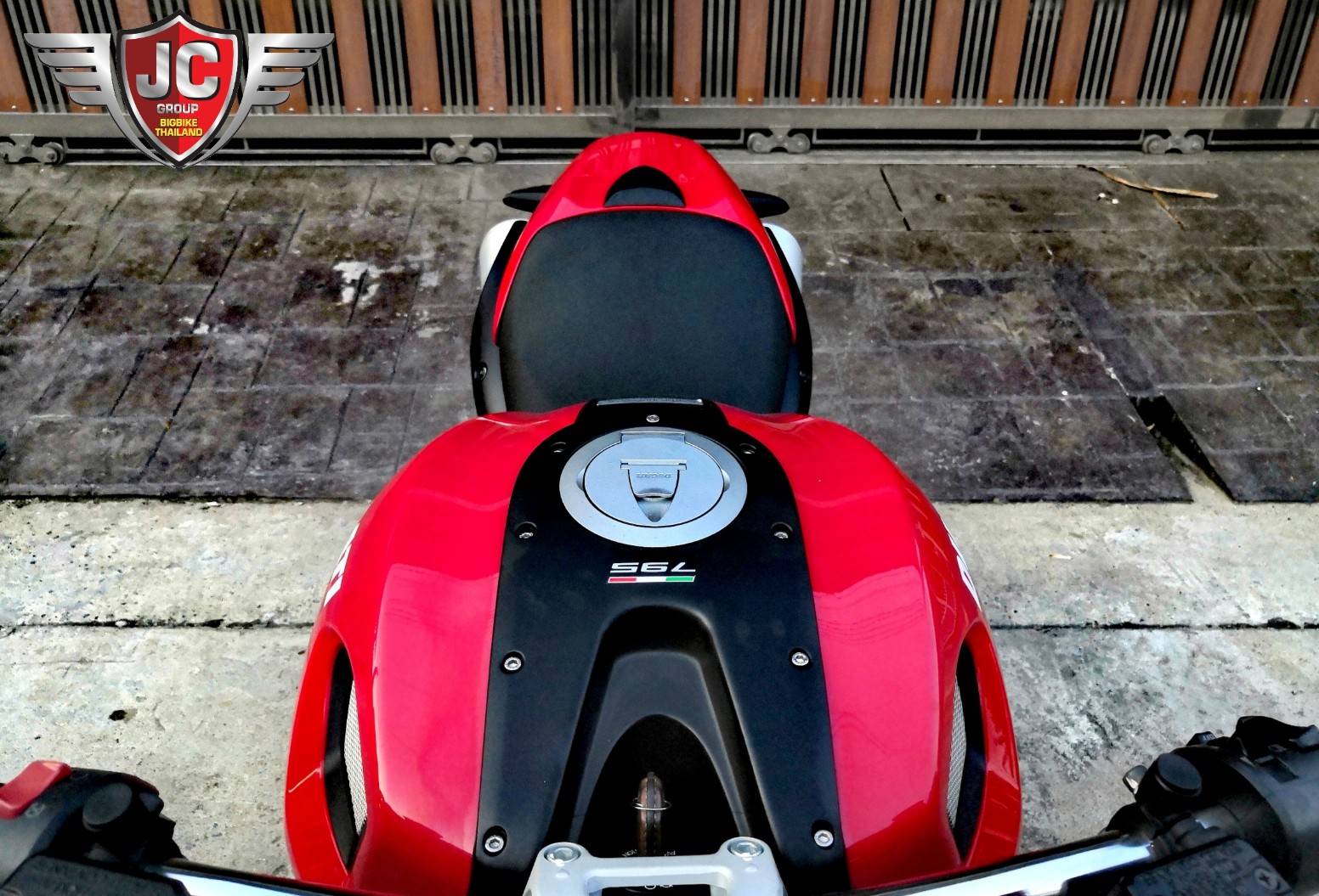 DUCATI M-795 ABS"สมบูรณ์สุดๆในรุ่นปี" สายจอดไมล์แท้เพิ่งแตะหมื่นโล