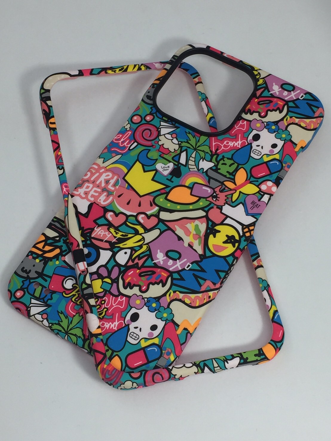 เคสคูทิส(Kutis)เคสไอโฟน13PRO(ลายStreet)มาใหม่ เคสประกบหน้า-หลัง เคสเรืองแสง เคสลายวินเทจ ร้านSuperhero Klongthom