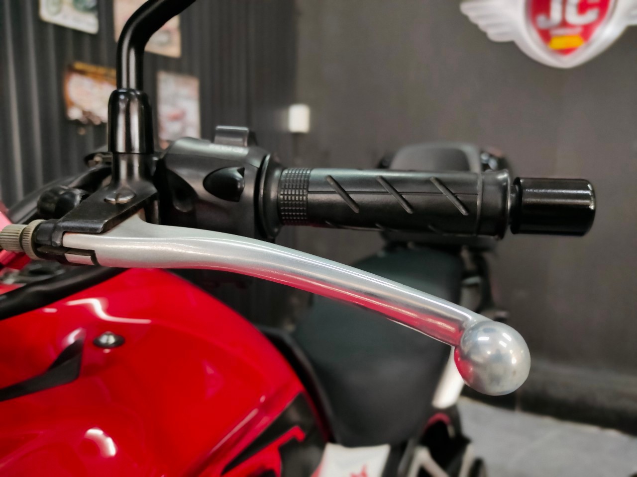 ⭐ 20% จ่ายจบ ⭕ บาท⁉️ ก็ว้าวุ่นกันเลยทีนี้...กับเจ้า HONDA CB500X "รถสวยมือเดียว" ปลายปี 2016 แท้