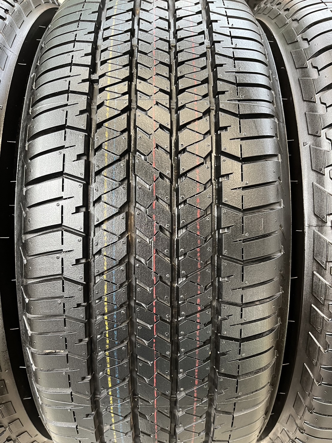 ✨ยางป้ายแดง✨255-60-18 Bridgestone🌟ปี23🌟🚘เหมาะสำหรับ รถกระบะตัวสูง และ SUV ทุกรุ่น