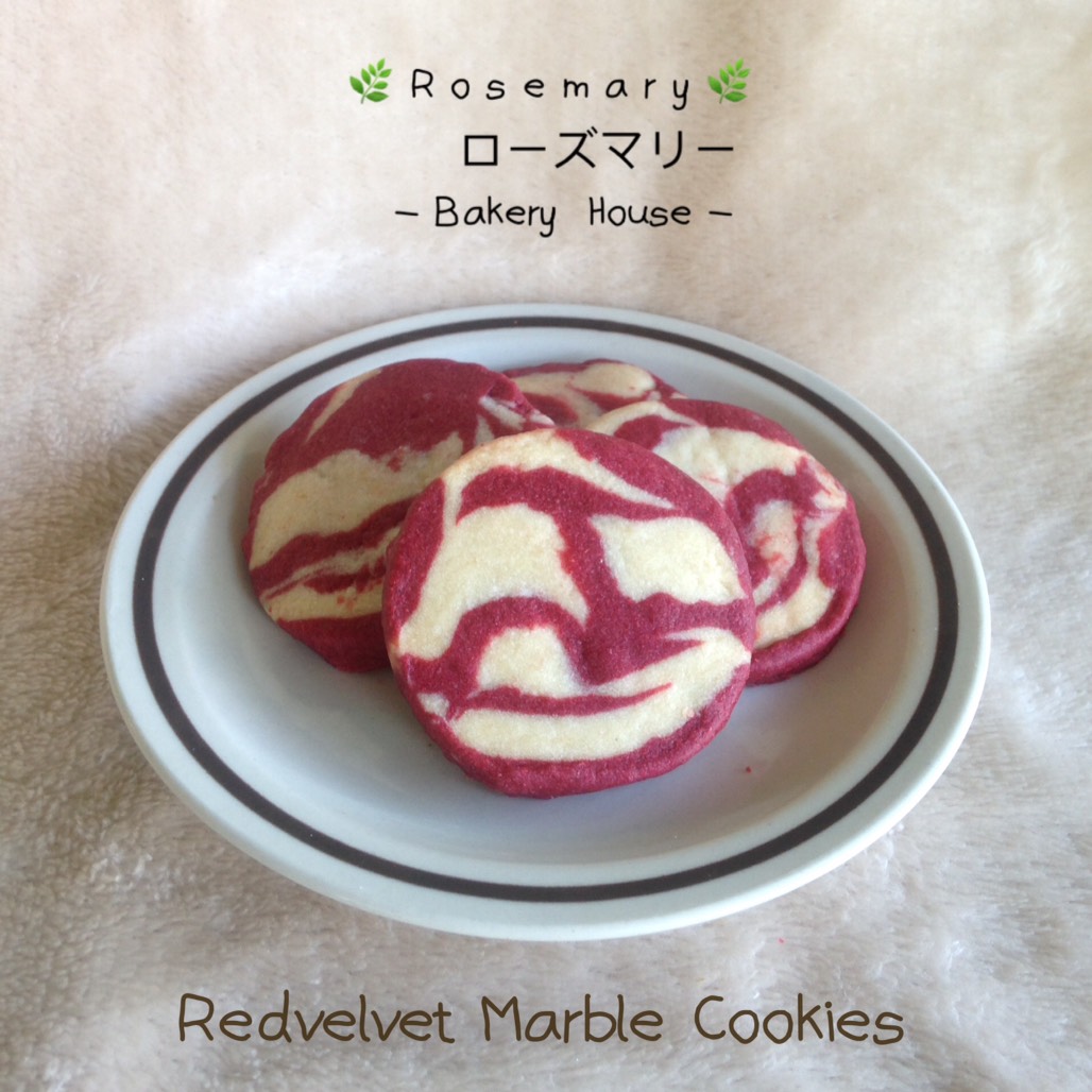 คุ้กกี้เรดเวลเวท มาเบิ้ล Red Velvet Marble Cookies (ราคาต่อชิ้น)