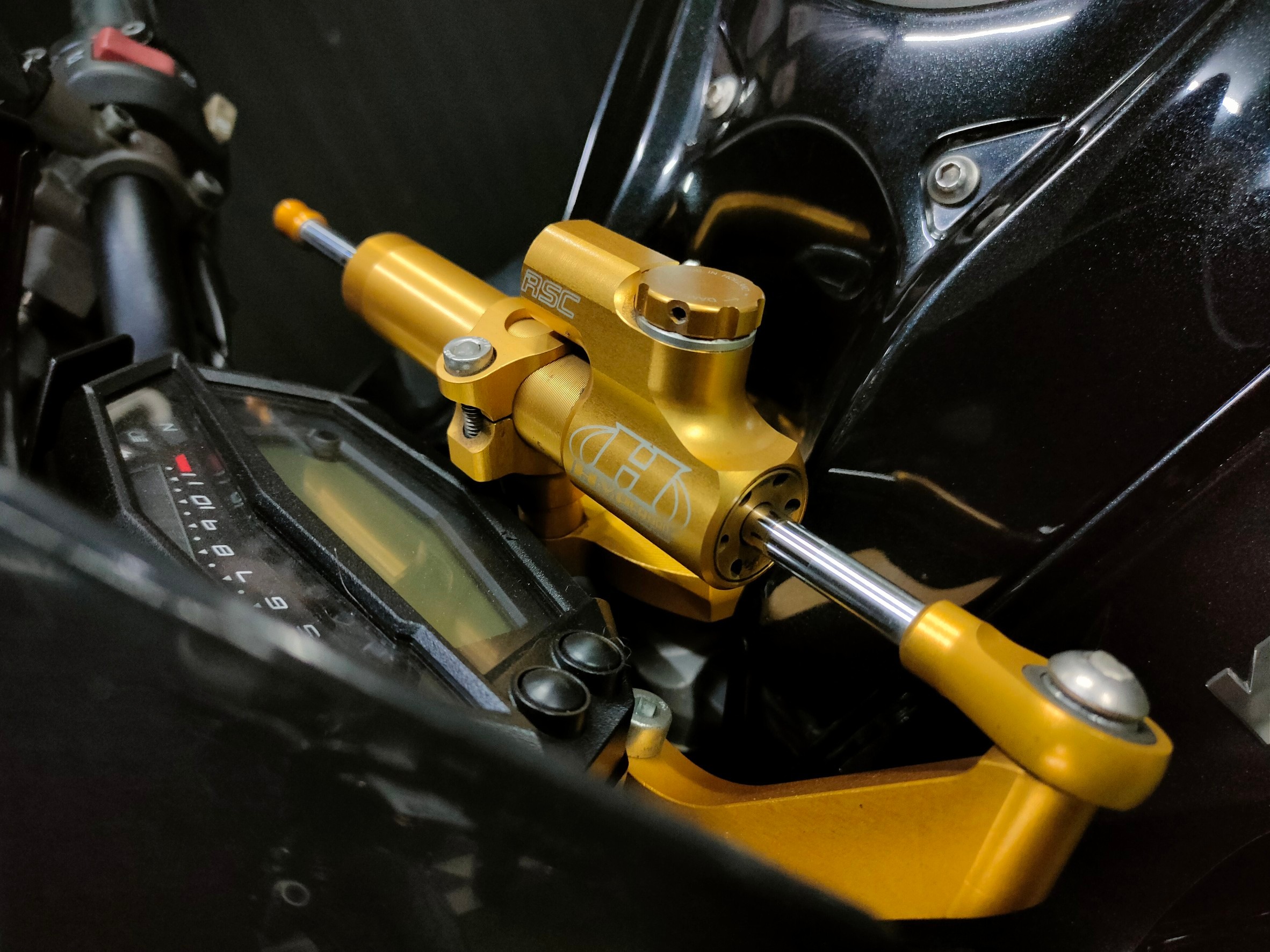 🔥 รหัส R มาเต็ม‼️ #Z1000R Edition ปี2018 มือเดียว สวยเดิม น๊อตไม่ขยับ ออกห้างร่วม7แสน