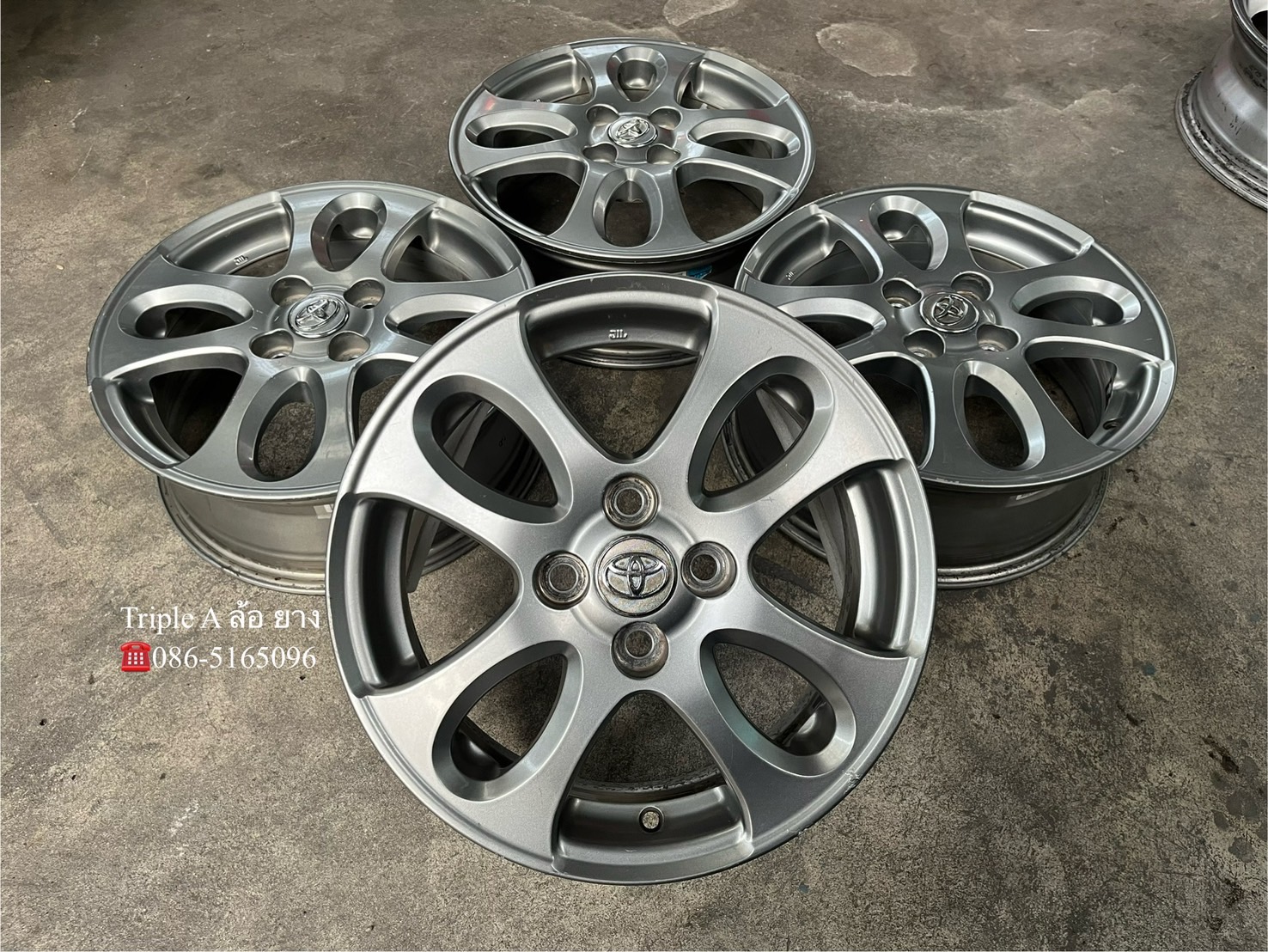 ✨ล้อแม็ก 4รู100✨Toyota Vios รุ่นพิเศษ ขอบ 15 สีเทา