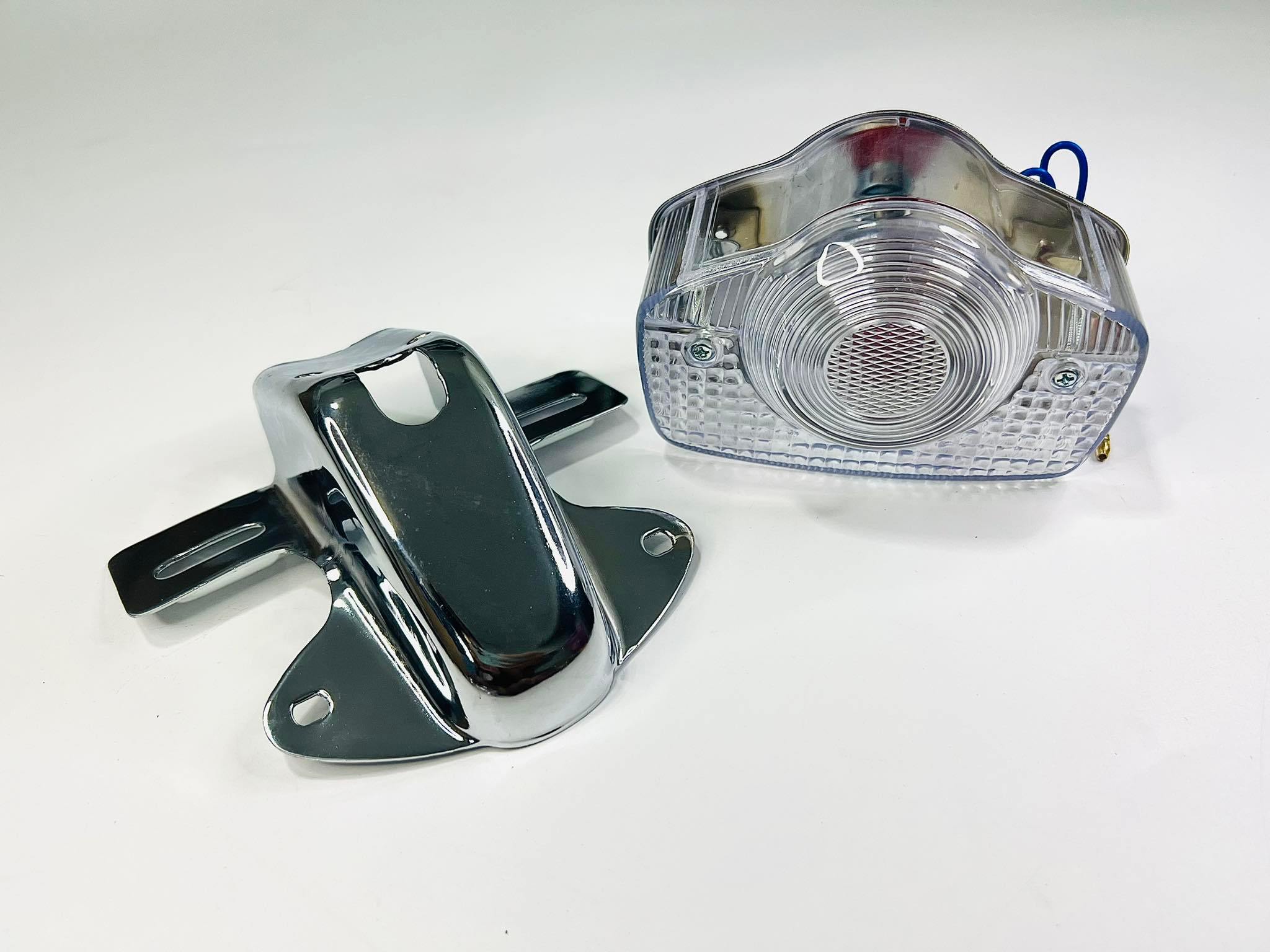 ไฟท้าย+ขายึดไฟท้าย cb100 ซีบี100 ใส