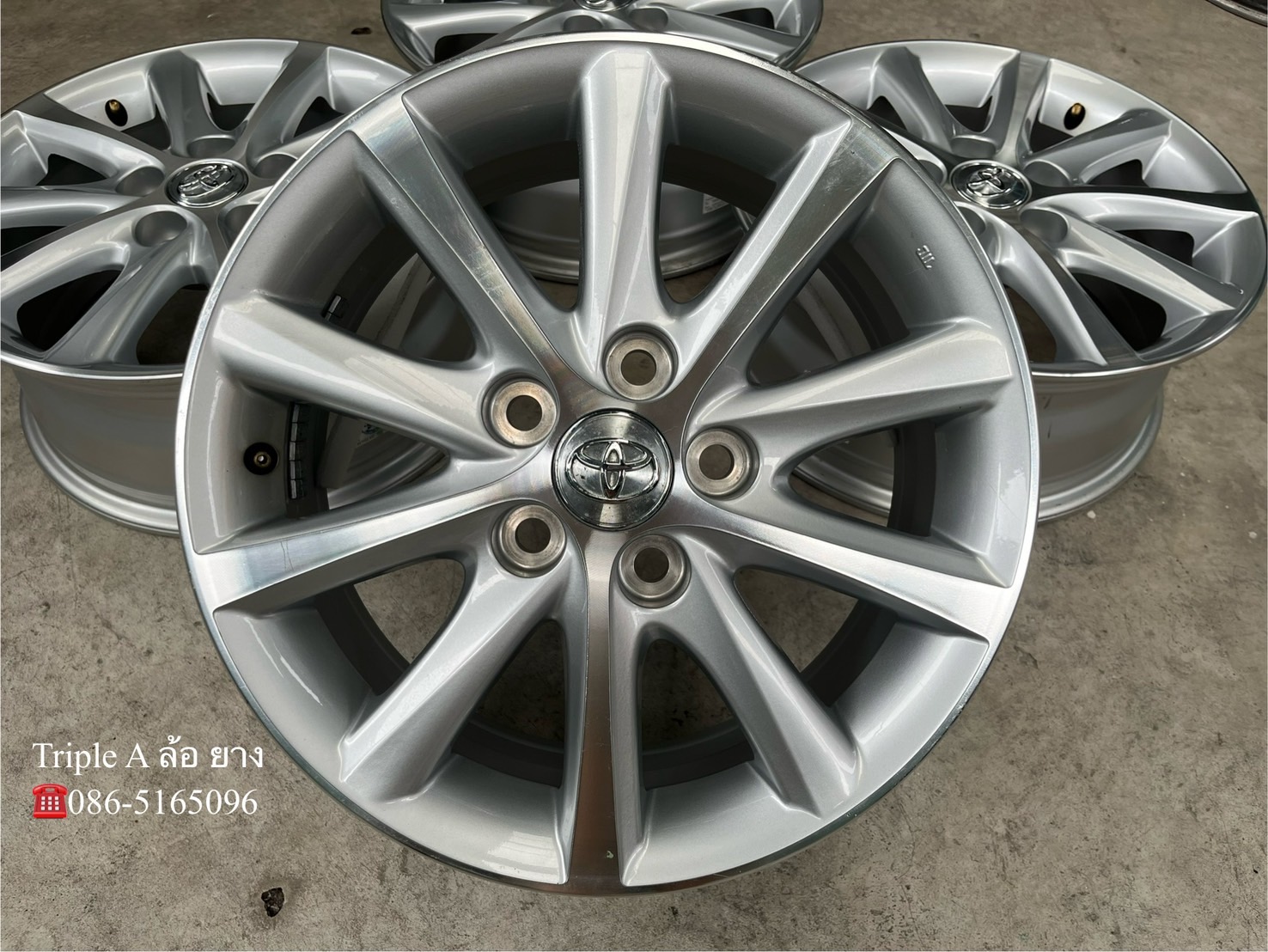 ✨ล้อแม็ก 5รู114✨Toyota Camry Hibrid ขอบ 16 สีบอร์นหน้าเงา