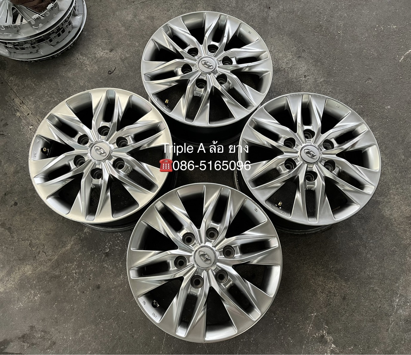 ✨ล้อแม็ก✨Hyundai H1 ขอบ 16 สีไฮเปอร์