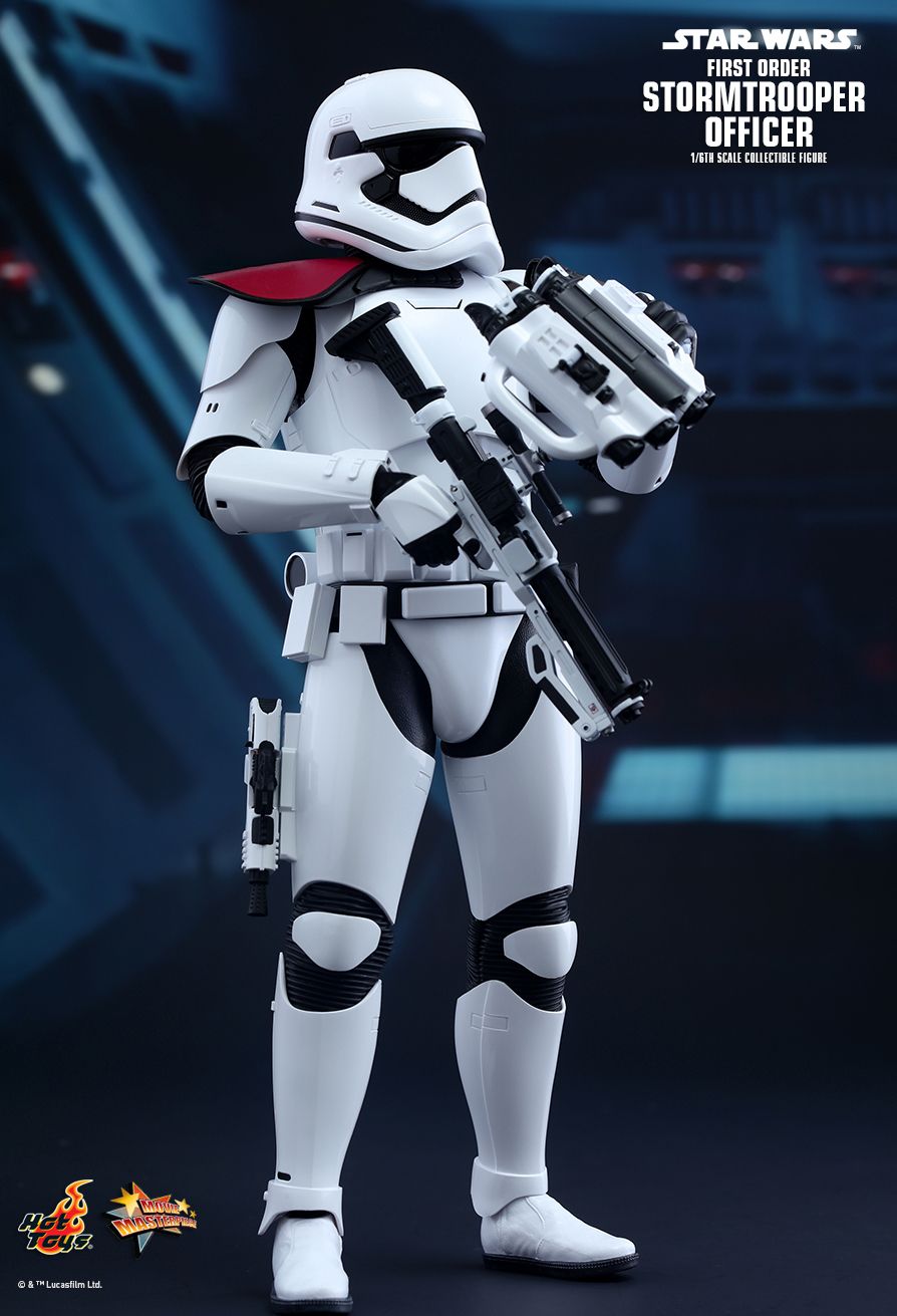 Hot Toys MMS334 STAR WARS: THE FORCE AWAKENS - FIRST ORDER STORMTROOPER OFFICER
