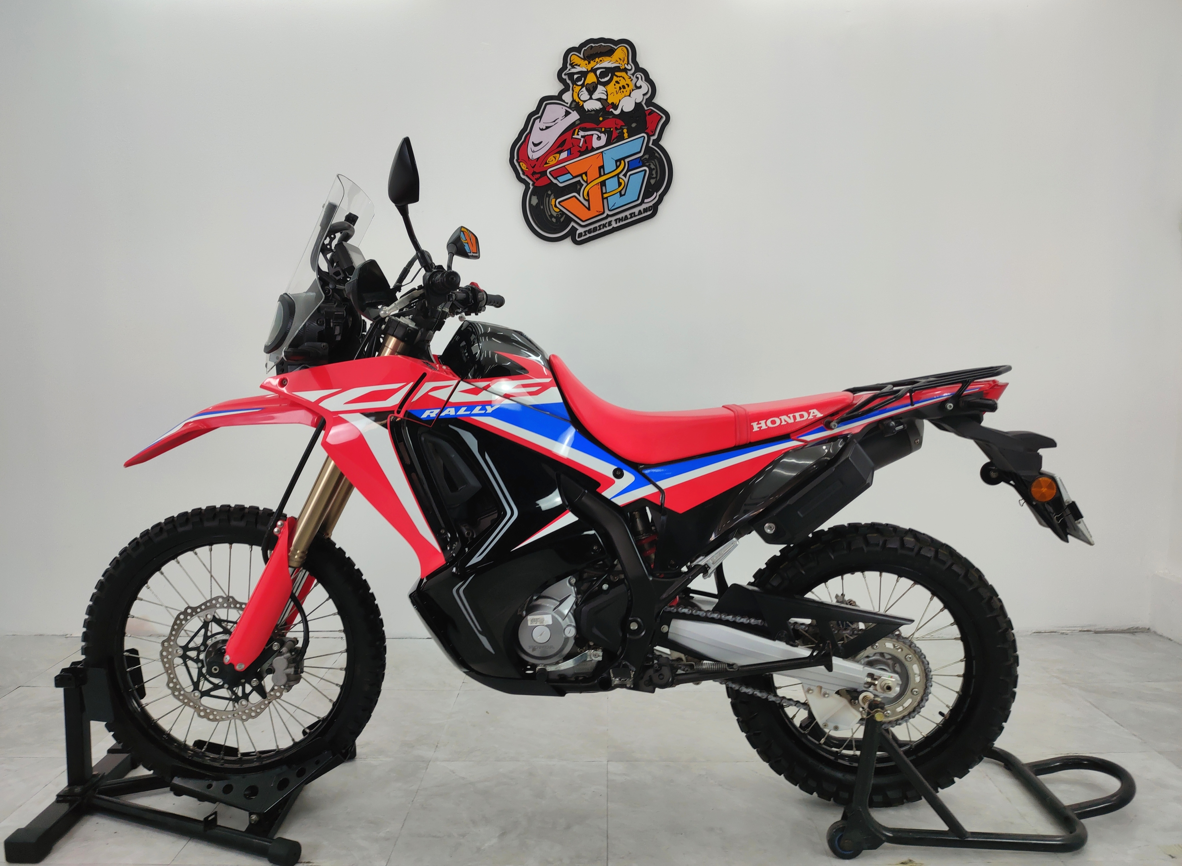 พลาดแล้วพลาดเลย‼️นานๆจะมาสักที 😎 Honda CRF300 Rally จดเกือบปี21 (30ธ.ค.63) 💢 สายจอด 2พันโลแท้ พร้อมโปรออกรถ 9,999 💢