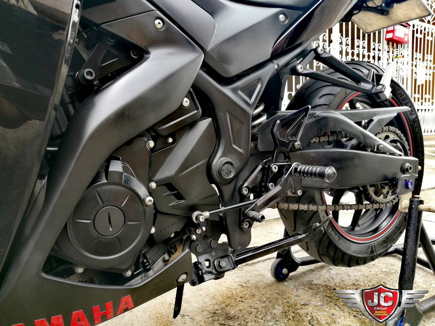 "หล่อซะขนาดนี้ ไม่จัดไม่ได้แล้ว"R-3 รถบ้านมือเดียว