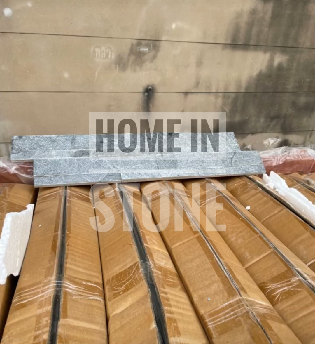 Silver grey wall panel Doi sa ket round 2