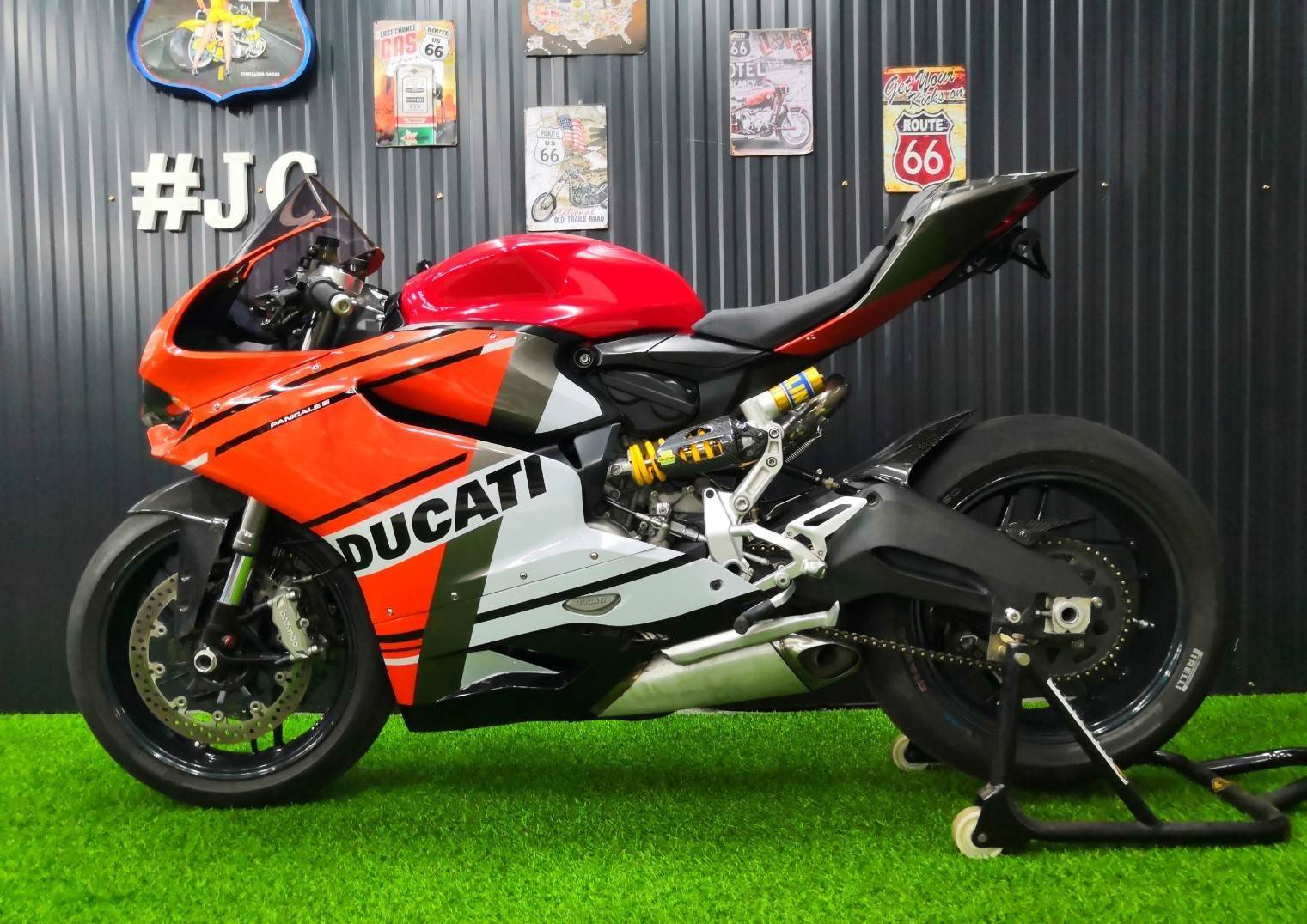 💢มาอีกแล้วโปรดีฟรี 🌟 ออกรถ ⭕️ บาท‼️สุดหล่อราคาเร้าๆ >>>DUCATI PANIGALE899 <<< จดทะเบียนปี2015