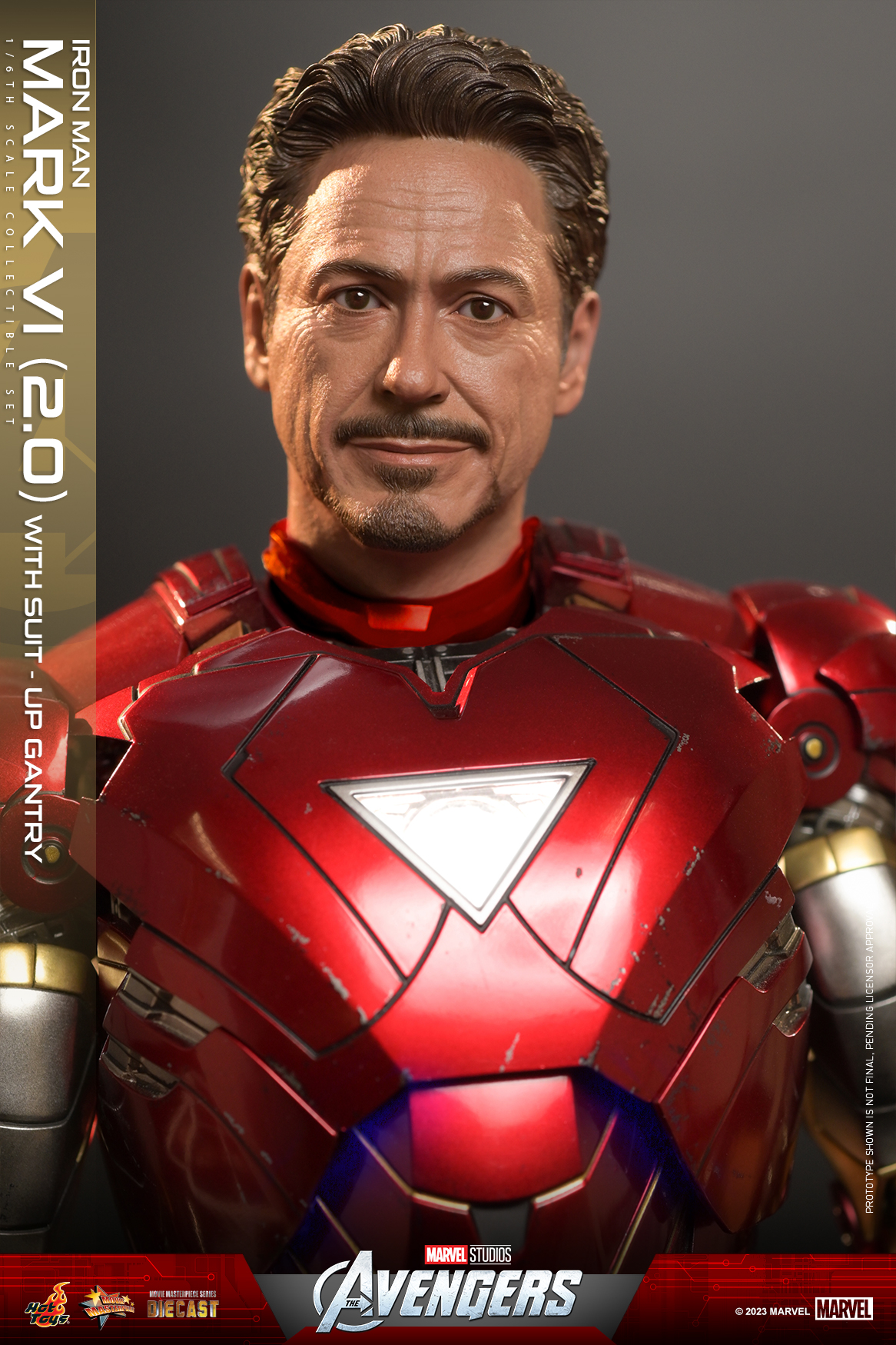 Hot Toys MMS688D53 1/6 The Avengers - Iron Man Mark VI (2.0) with Suit-Up Gantry