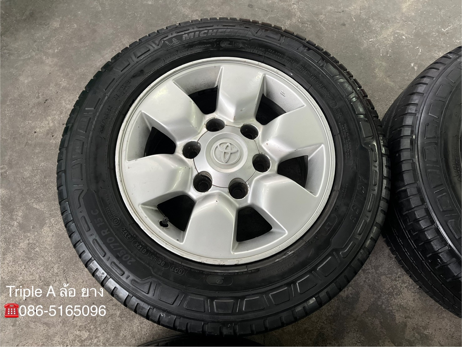 ✨ล้อแม็ก 6รู139✨Toyota ขอบ 15 พร้อมยาง 205-70-15 Michelin💥ปี 22💥