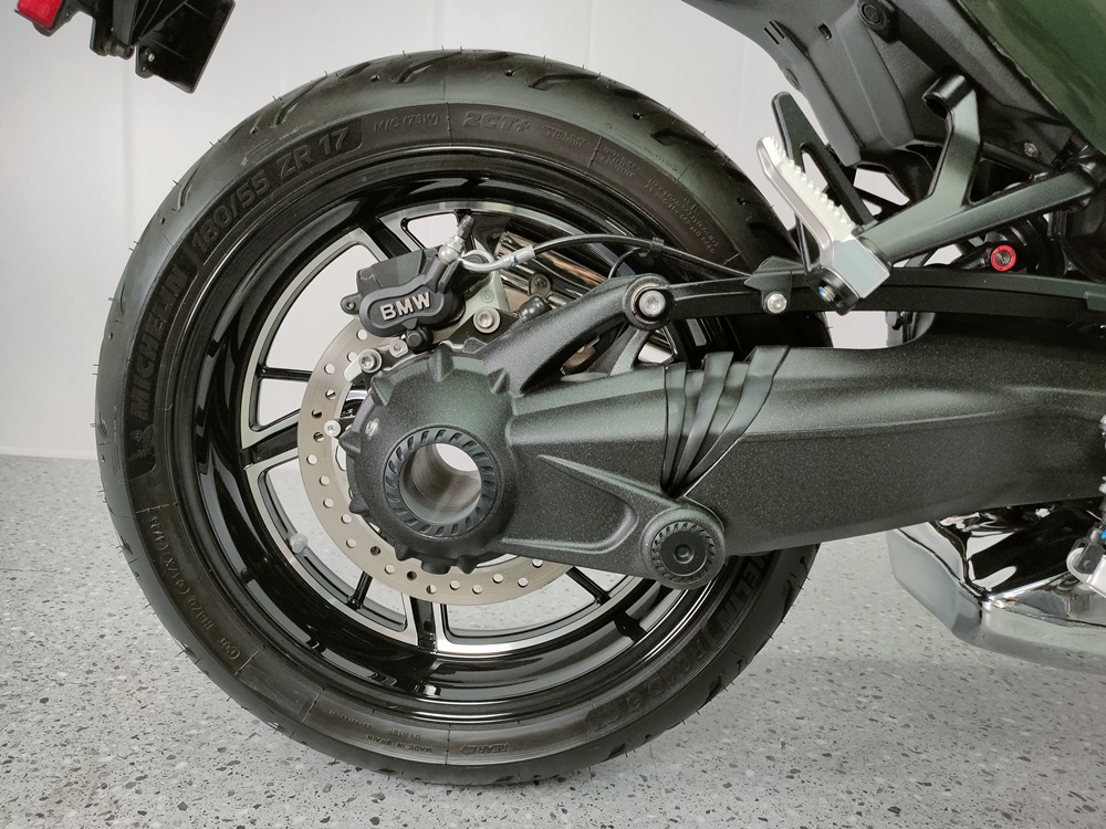รถยังไม่ได้จดทะเบียน❓️❓️ BMW R12 NINE T . . . ใหม่กว่านี้ต้องโชว์รูมเท่านั้น ‼️