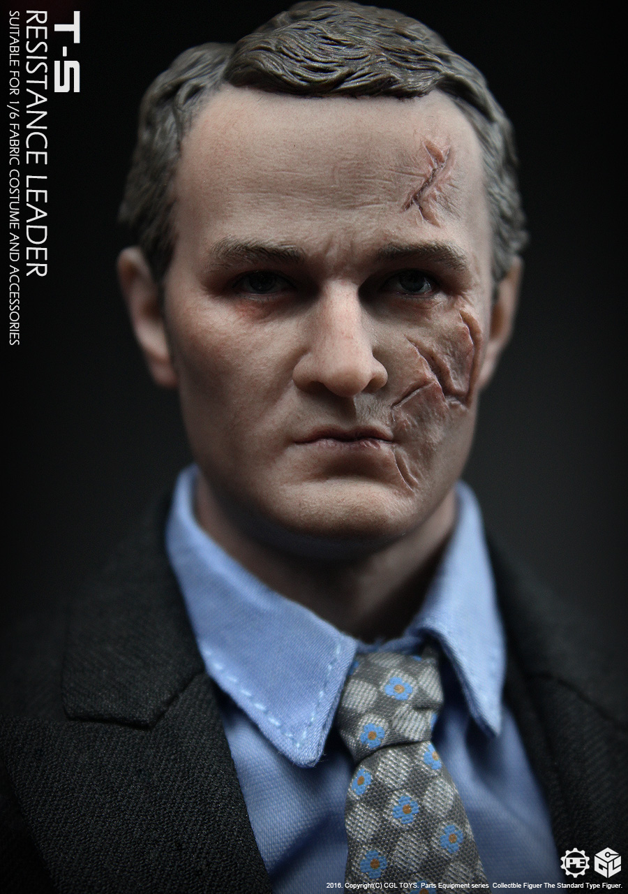 CGLTOYS PE03 Terminator 5 Connor With 2 headsculpts and narrow shoulders movable male body